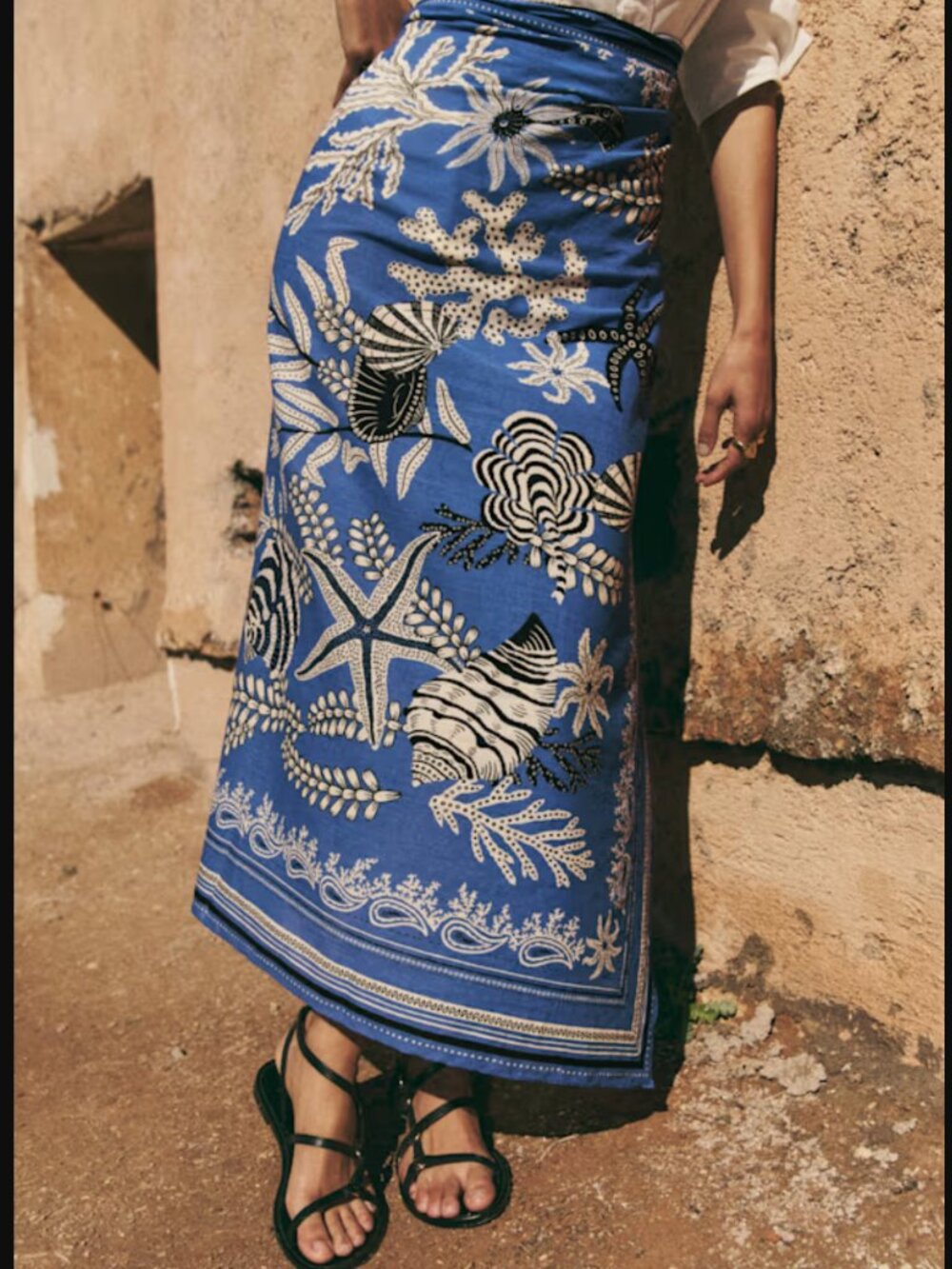 Sézane x Inoui Editions - Payton Wrap Skirt in Blue Shells Print